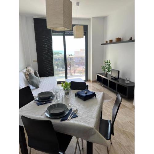 Apartamento, piscina y jardín