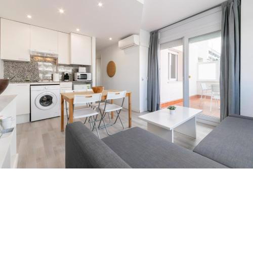 APARTAMENTO PORT CANIGÓ BAJO CON VISTA AL CANAL