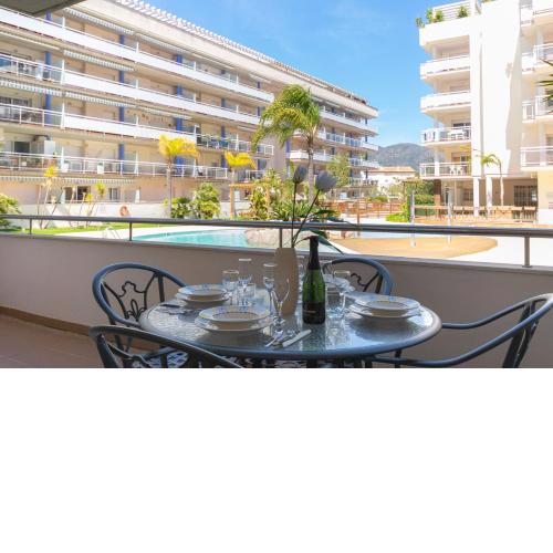 Apartamento Port Canigo bajo vista piscina