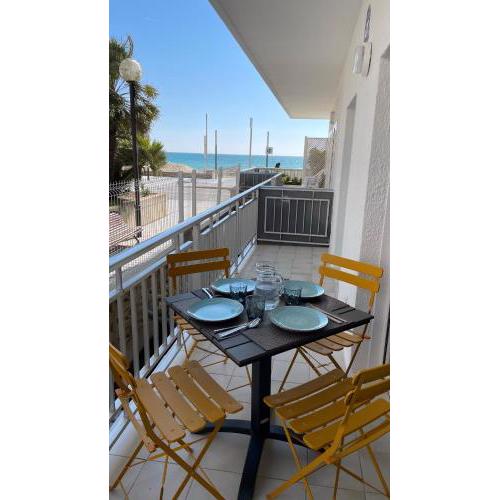 Apartamento Primera Línea de Playa Ideal Familias Salduba 1B