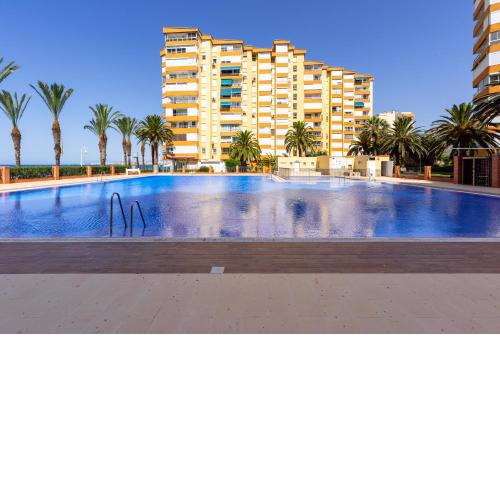 Apartamento primera linea playa Algarrobo Costa