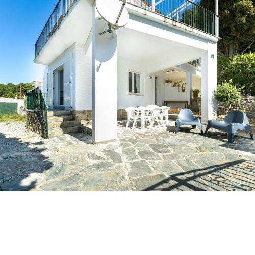 Apartamento Roses, 4 dormitorios, 7 personas - ES-228-136