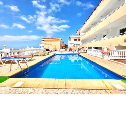 Apartamento Solo Adultos vistas mar, FreeWifi, a 550 m de Playa de Las Americas, en Tenerife Sur