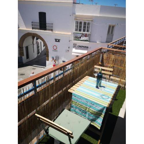 Apartamento Suite Arco de la Villa,solo familia y parejas,PARKING GRATUITO