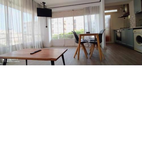 Apartamento turístico playa Capellans, Salou. WIFI