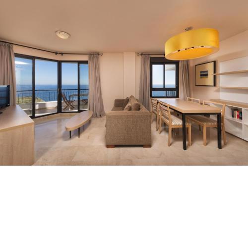 Apartamento vista mar frontal garaje y WiFi