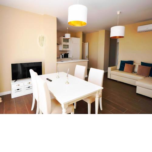 Apartamento vistas mar solo familias