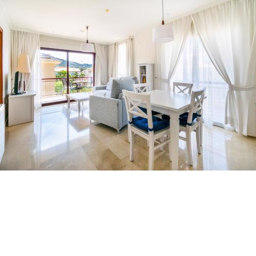 Apartamentos Albir Confort - Avenida 2 dorm.