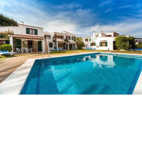 Apartamentos Arenal Playa