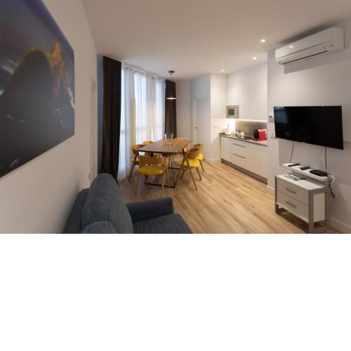 APARTAMENTOS ARRIET