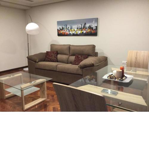Apartamentos Azafranal-PARKING GRATIS-