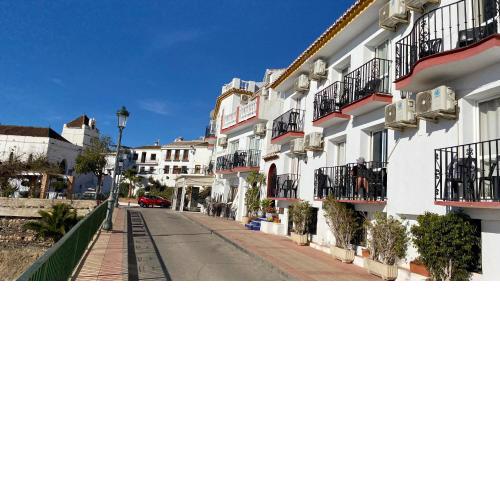 Apartamentos Balcón de Maro