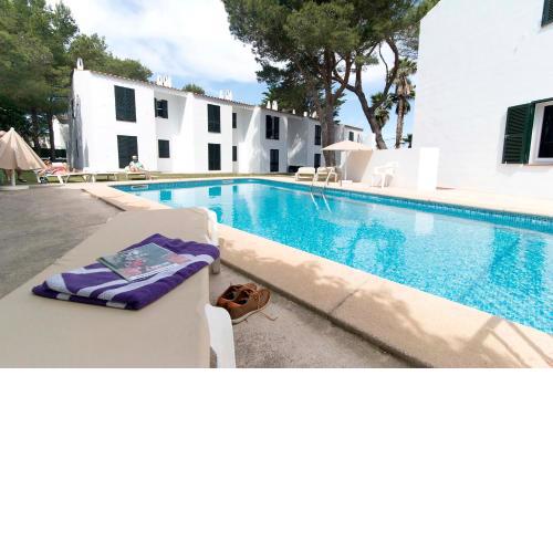 Apartamentos Cala Blanca