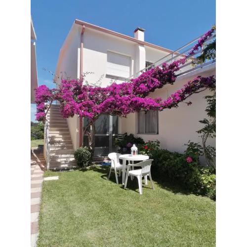 Apartamentos Casa Jardín La Lanzada