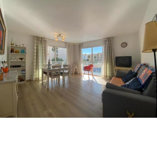 Apartamentos CH