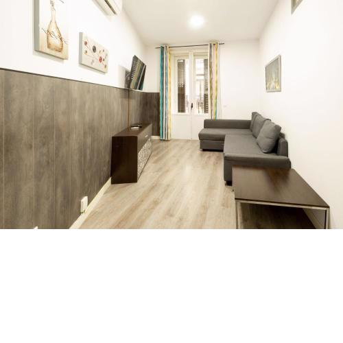 Apartamentos Day Madrid ALAMO Centro Gran Via Sol Malasaña