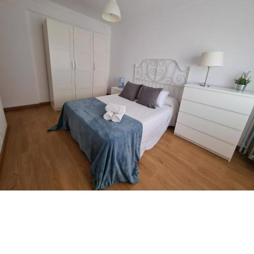 Apartamentos Dos Torres Légolas - Empresas - Parking gratis
