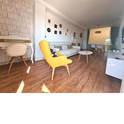 Apartamentos Dos Torres Tolkien - Parking y vistas