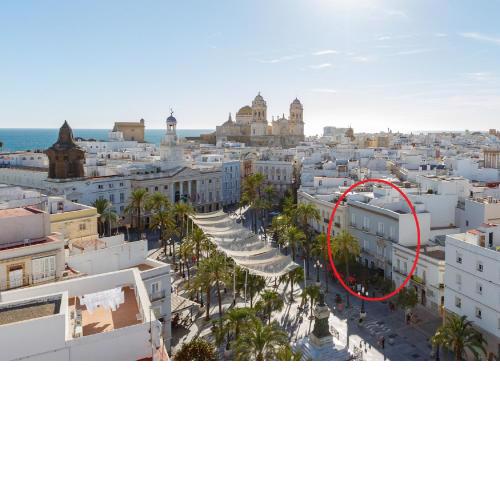 Apartamentos El Capitan Veneno by Cadiz4Rentals