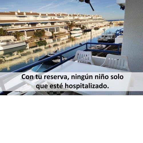 Apartamentos El Puerto 3000