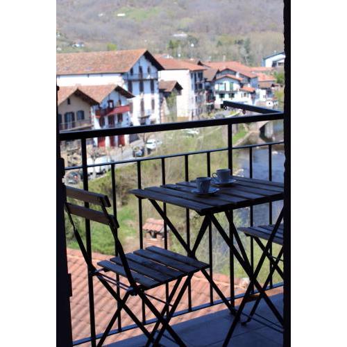 Apartamentos Elizondo Center