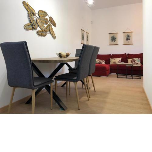 APARTAMENTOs IGLESIA DE SANTIAGO