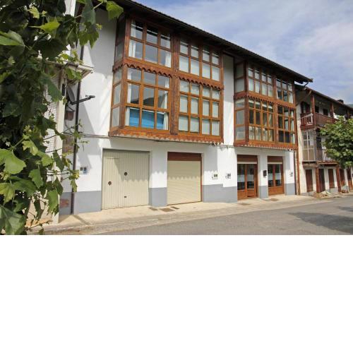 Apartamentos Irati Olaldea
