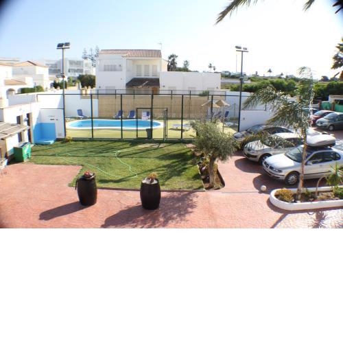 Apartamentos La Palmera