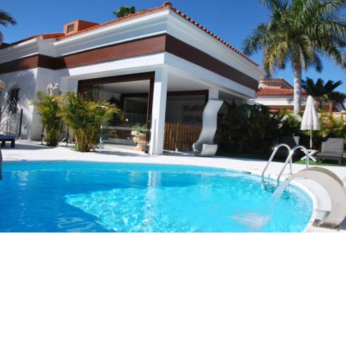 Apartamentos LACY