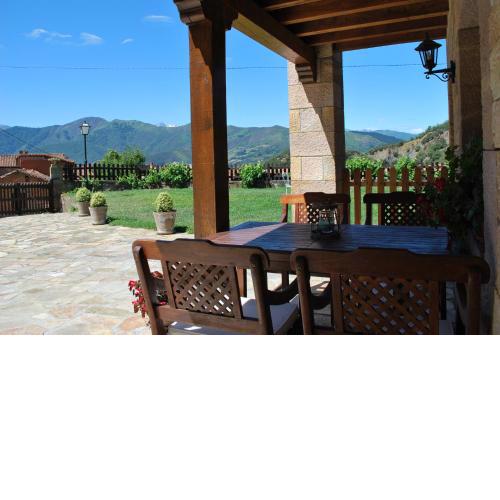 Apartamentos Lebanes Torices