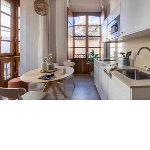 Apartamentos Líbere Málaga Teatro Romano