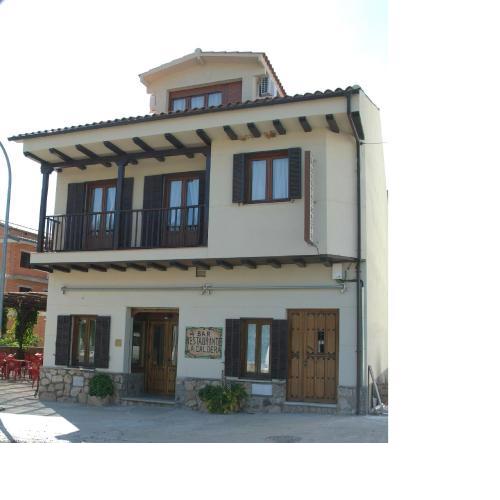 Apartamentos Los Hebiles