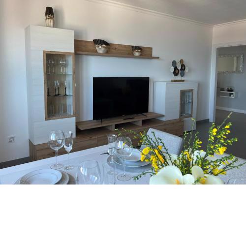 Apartamentos Maria de Lucia- Piso 3º