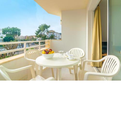 Apartamentos Massanet