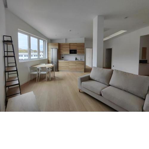 Apartamentos modernos con parking gratuito