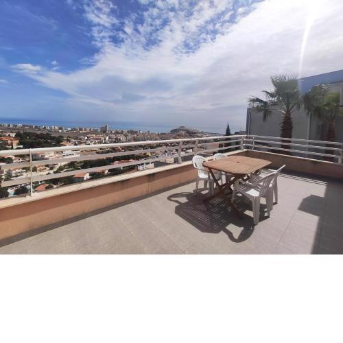Apartamentos Montemar 3000