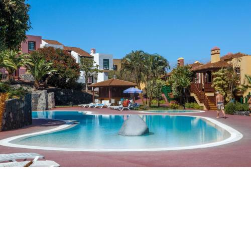 Apartamentos Oasis San Antonio