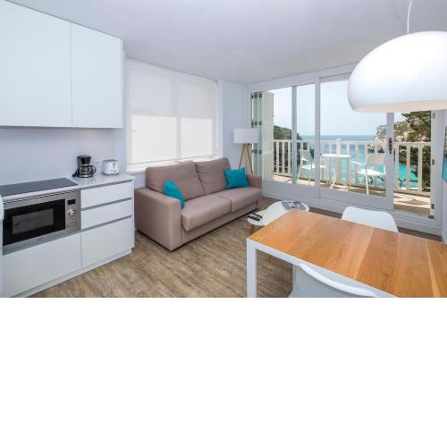 Apartamentos Playa Canutells