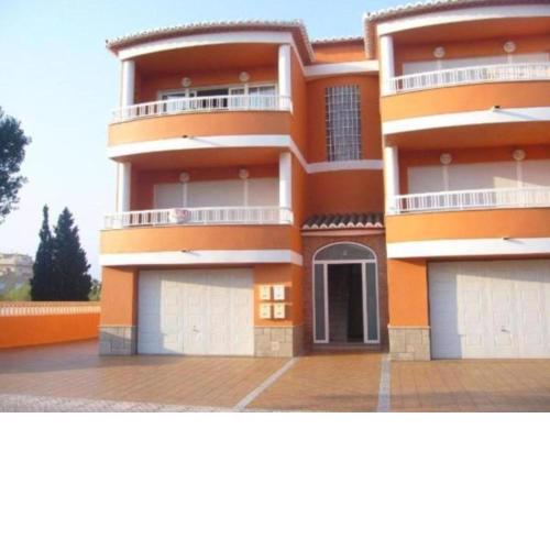 Apartamentos Playa y Golf