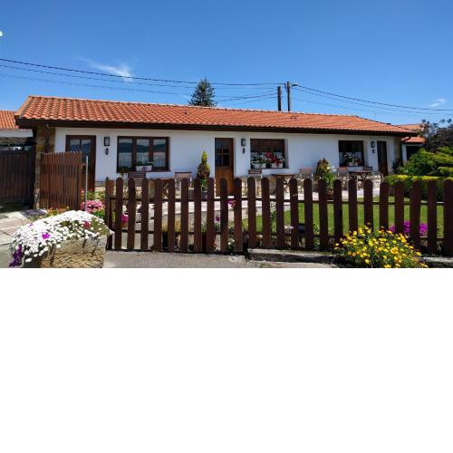 Apartamentos Rurales KNICASIA