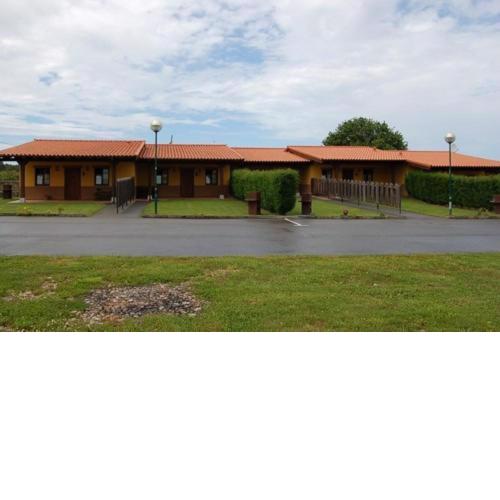 Apartamentos Rurales La Regatina