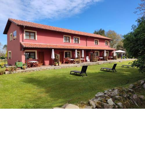Apartamentos Rurales Llagumelon