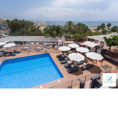 Apartamentos Seven Village