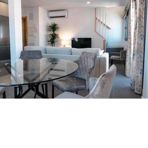 APARTAMENTOS VIRGEN DEL CARMEN