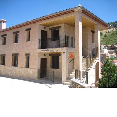APARTAMENTOS Y HABITACIONES RURALES "El Corral"