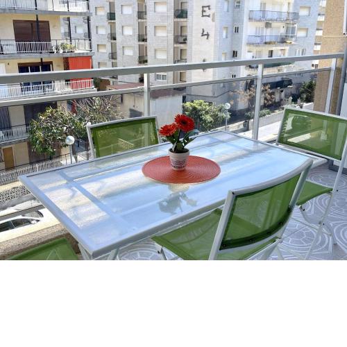 APARTBEACH TARRACO PLAYA y CLIMATIZADO