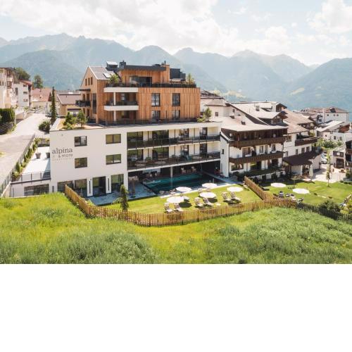 Aparthotel alpina&more