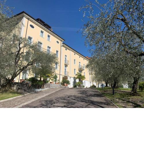 Aparthotel Englovacanze