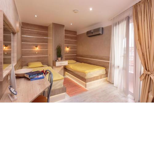 Aparthotel Fotinov