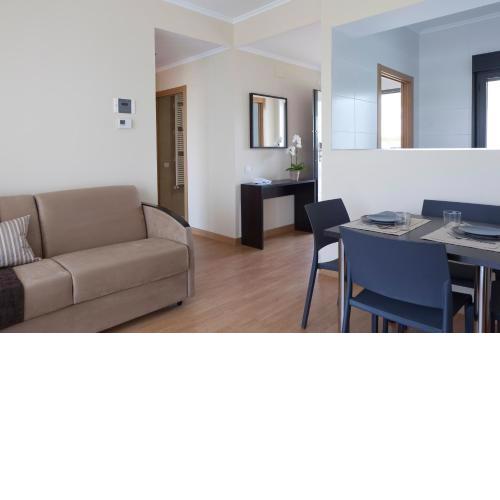 Aparthotel Jardines de Aristi